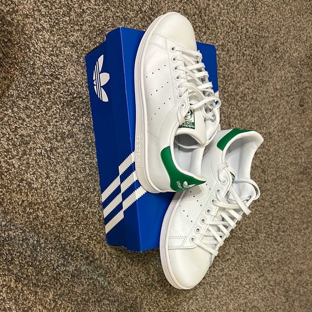 Stan Smith Adidas Classic White and Green Shoes